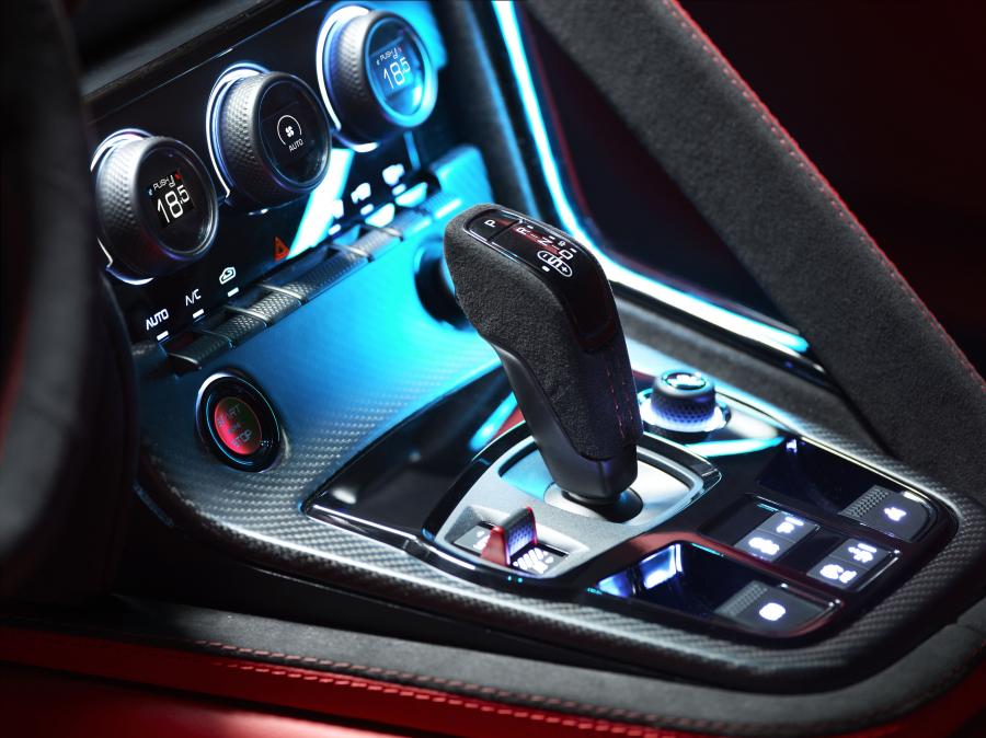 Детали интерьера Jaguar C-X16 Concept 2011 года  (фото 45 из 65)